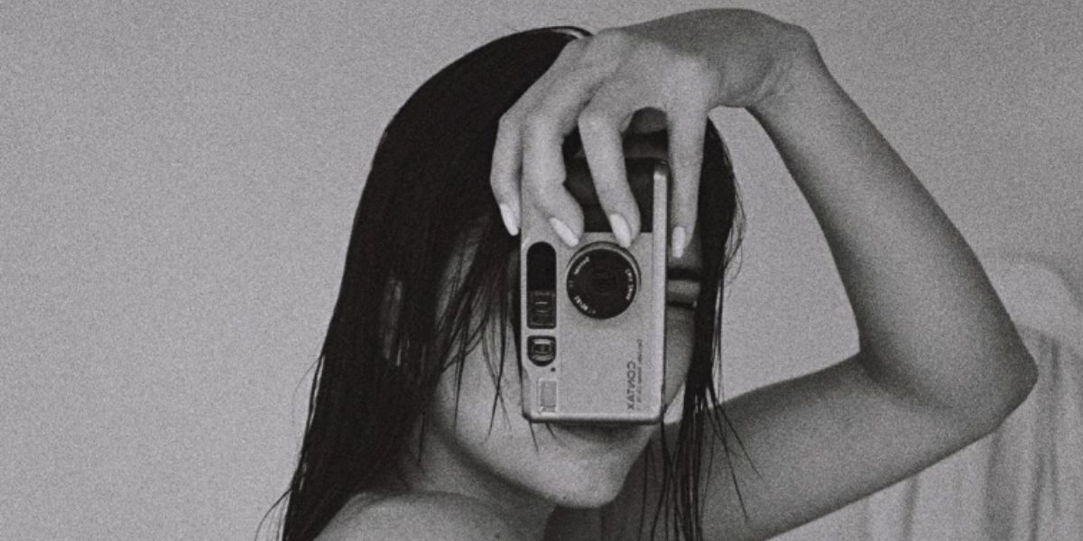 Kendall Jenner deler dristigt billede uden tøj, og fans går amok
