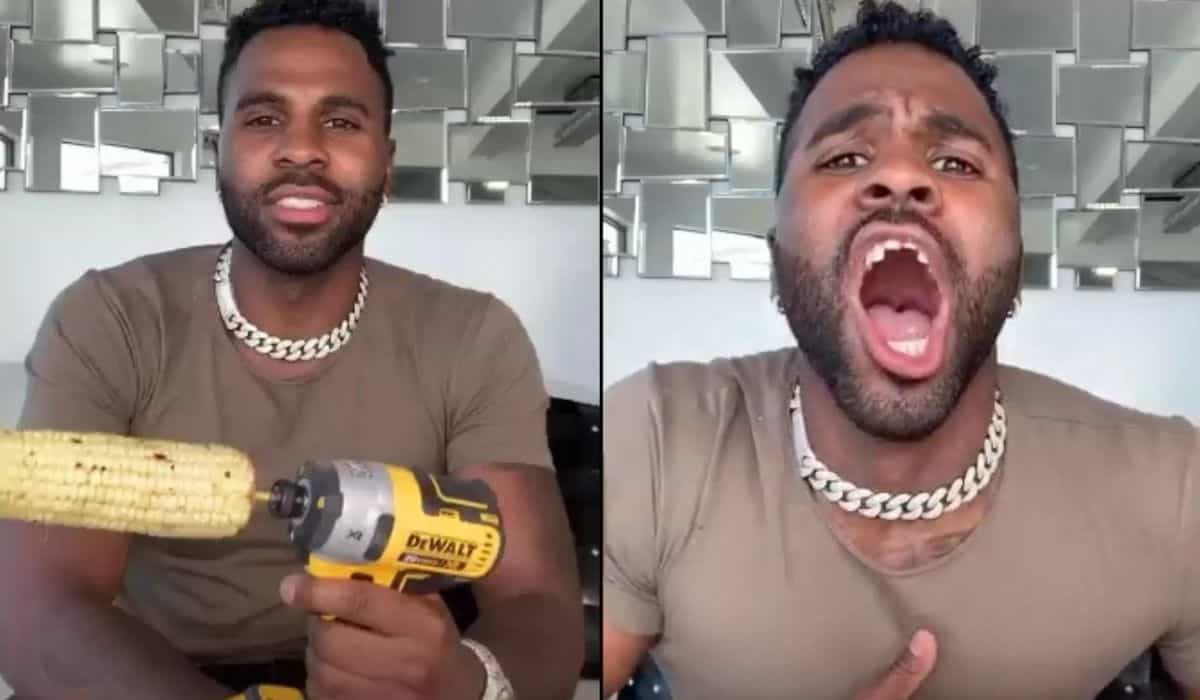 Jason Derulo mister tennene sine i forsøket på TikTok-utfordringen