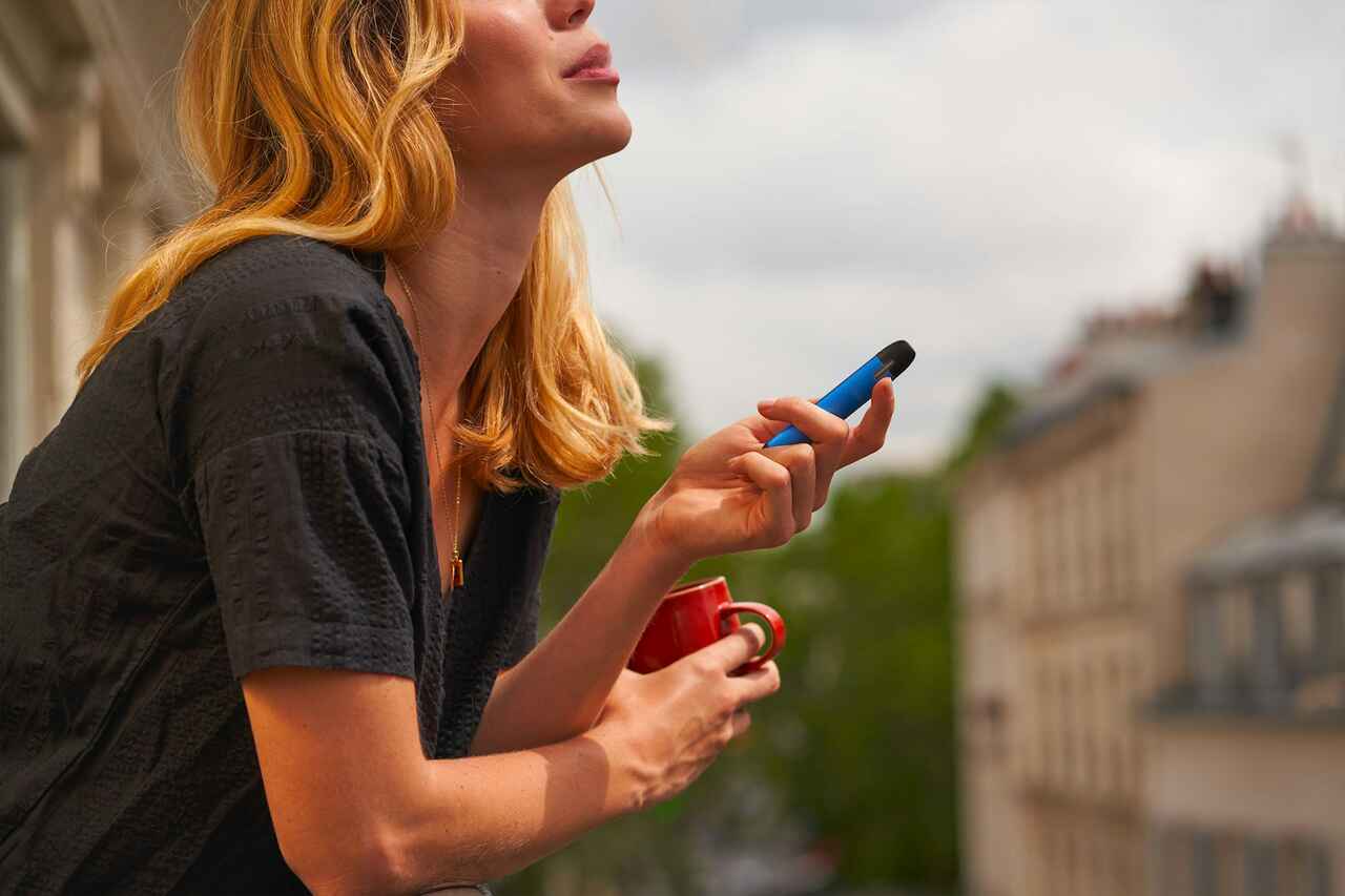 Profesjonell advarer om farene ved bruk av e-sigaretter som kanskje ikke blir sett før om "20 eller 30 år". Foto: Reproduksjon Unsplash | Romain B
