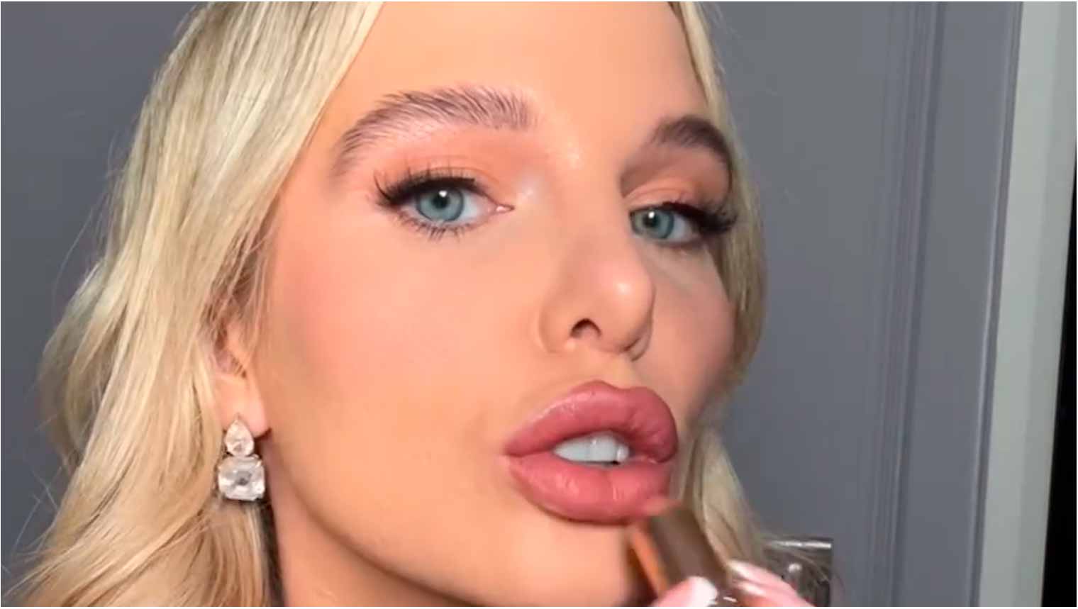 Helen Flanagan. Foto e vídeo: Reprodução Instagram @hjgflanagan