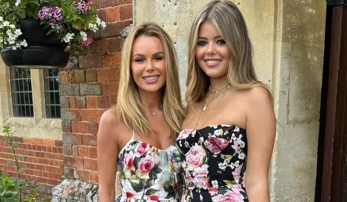 Dochter van Amanda Holden opgenomen na ernstige infectie