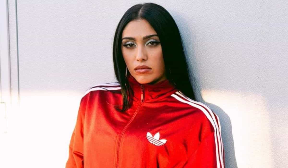 Lourdes Leon, Madonna-tytär, hurmaa poseeratessaan David Koman kampanjassa