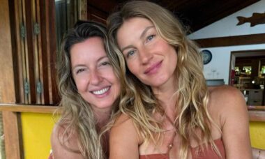 Gisele Bündchen celebra os 44 anos com sua irmã gêmea: "me sinto abençoada"