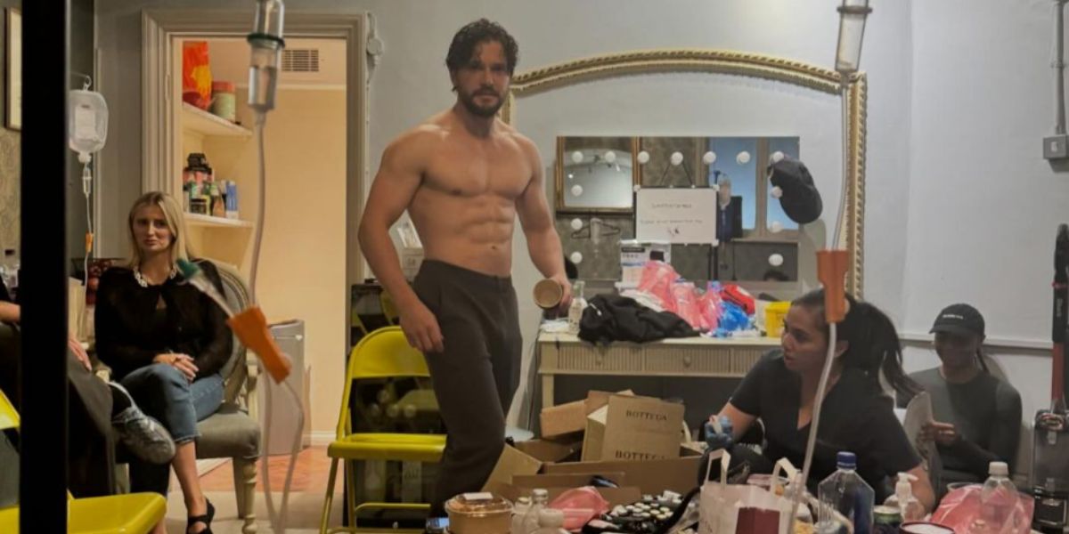 Kit Harington shows off enviable physique for the play 'Slave Play' and leaves followers in awe