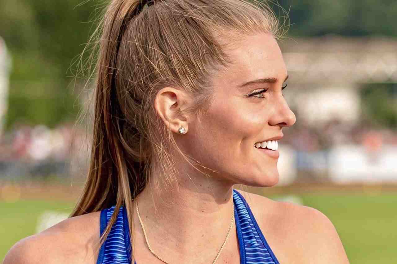 Canadese atleet wint bronzen medaille en gaat viraal door gedurfde viering