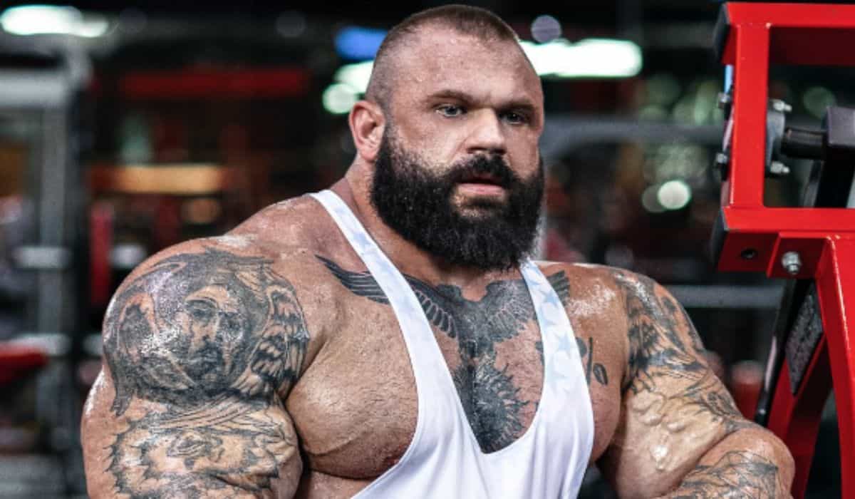 Bodybuilder bielorrusso morre após parada cardíaca aos 36 anos