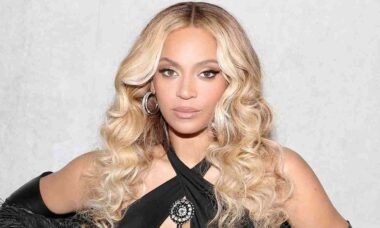 Beyoncé celebra aniversário de 43 anos: “Grata por mais um ano”