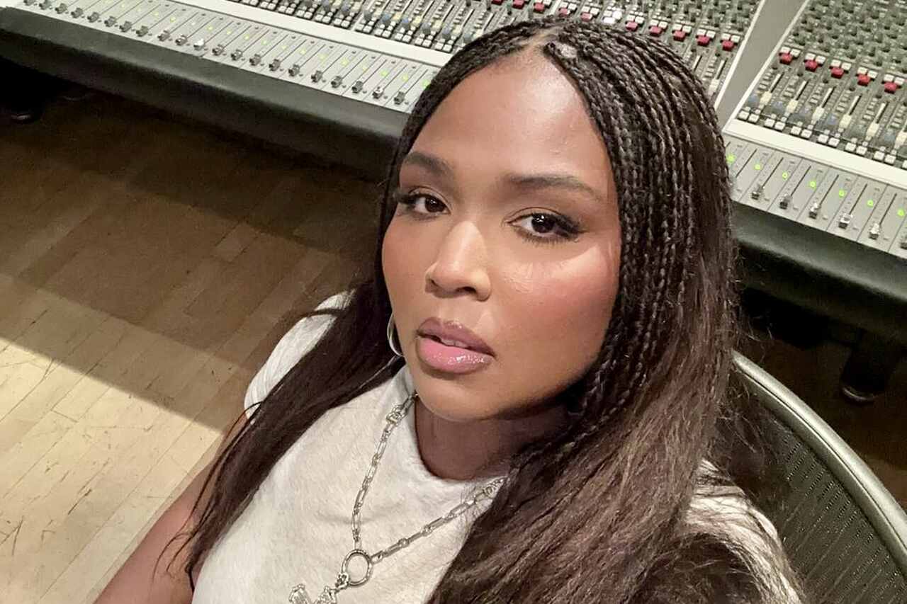 Lizzo feirer sin nye kropp og avviser anklager om bruk av Ozempic