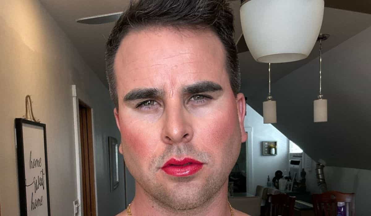 Josh Seiter, de "Bachelorette", enfrenta ameaças e intolerância após se assumir trans