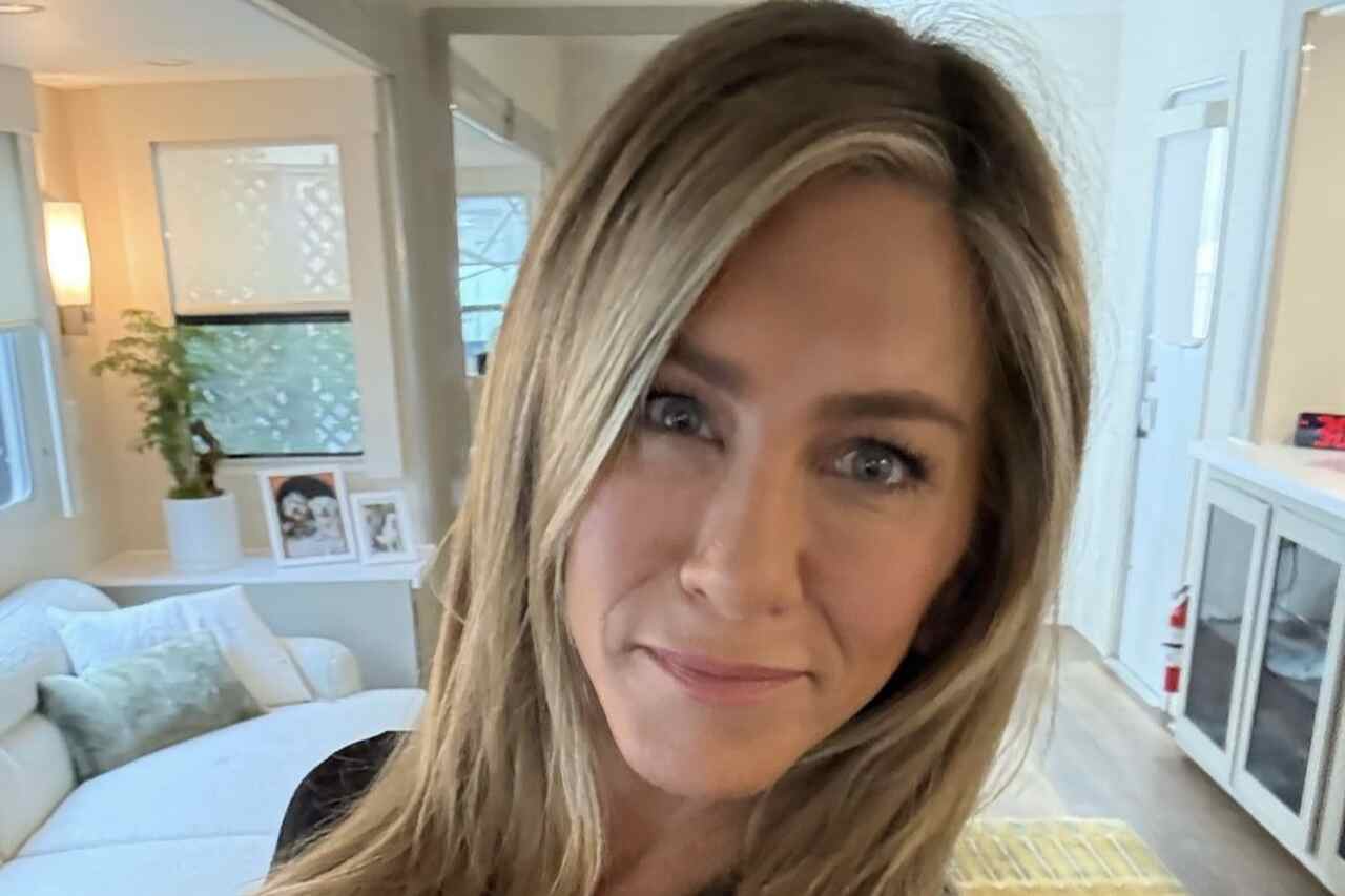 Jennifer Aniston rivela accidentalmente un dettaglio personale dopo aver postato un selfie su Instagram