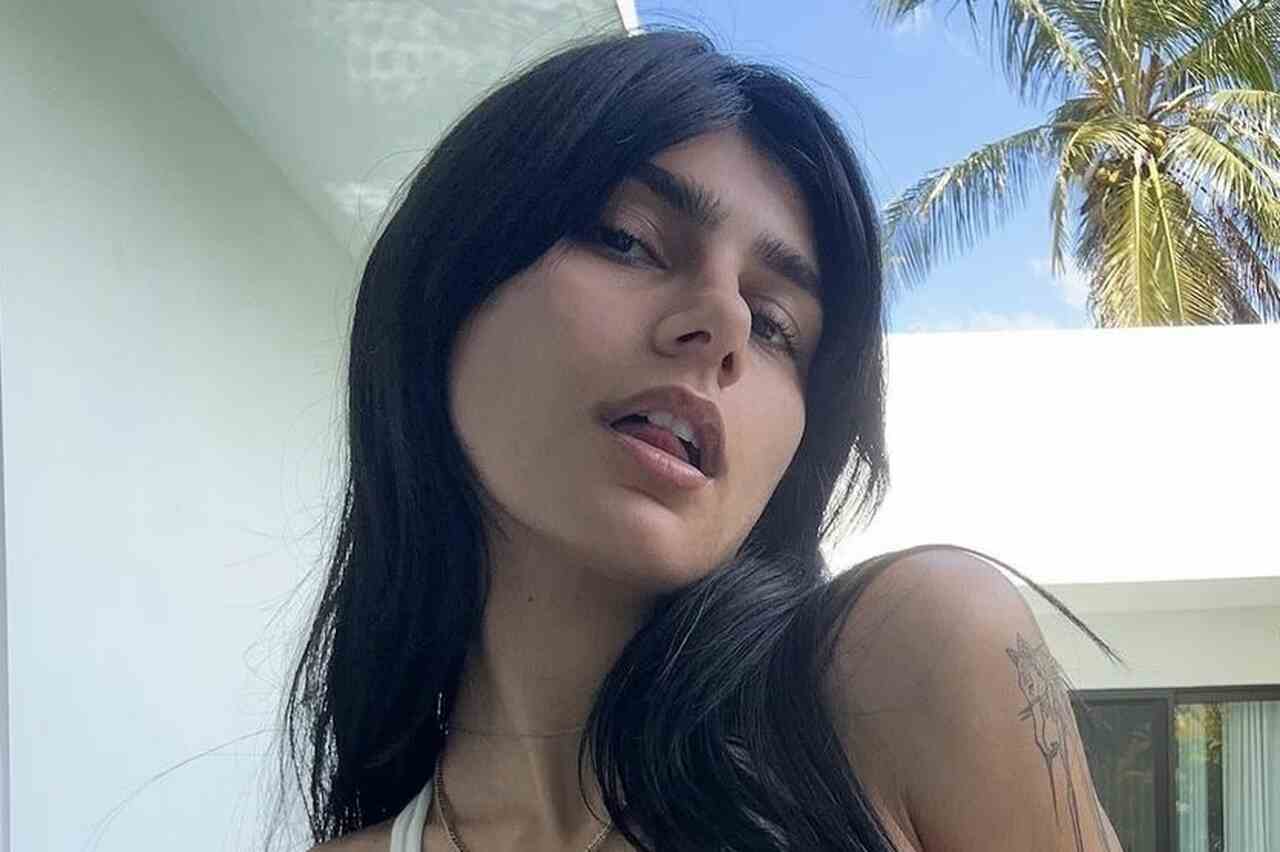 Mia Khalifa revela consequência chocante de seu antigo trabalho na indústria do entretenimento adulto 