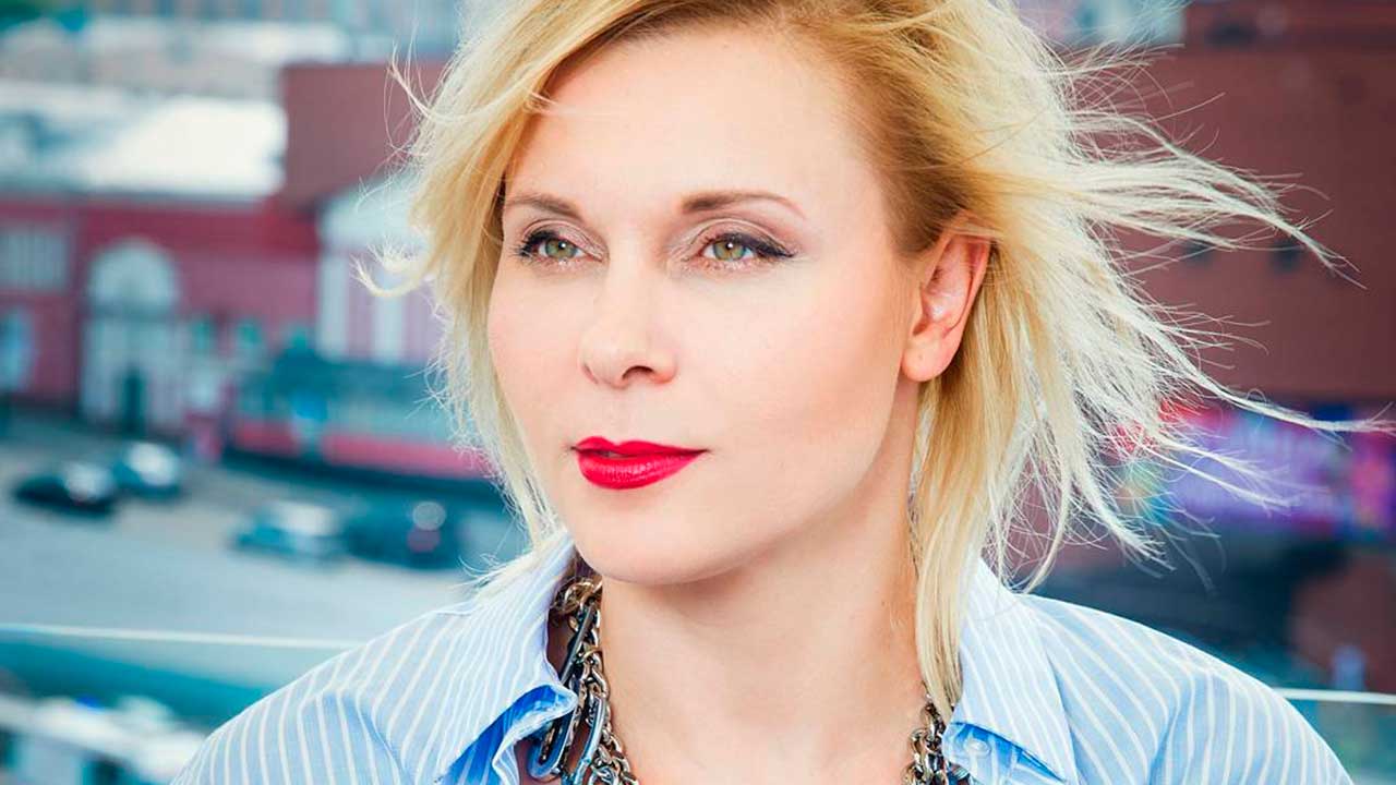 Yana Troyanova. Instagram @troyanovayana