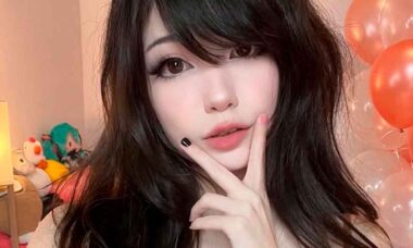 Emiru. Instagram @emiru.jpg